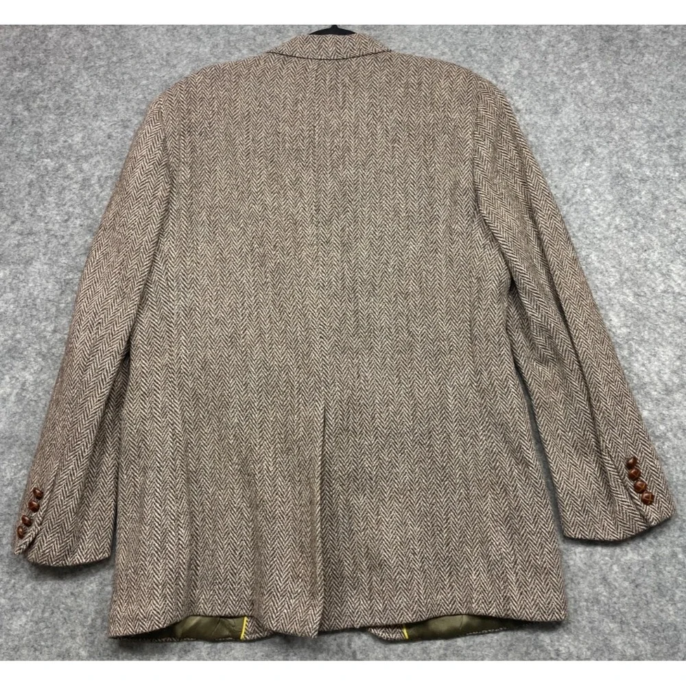 Vintage Harris Tweed Blazer Sport Coat Jacket Mens 43 R Brown Herringbone Wool